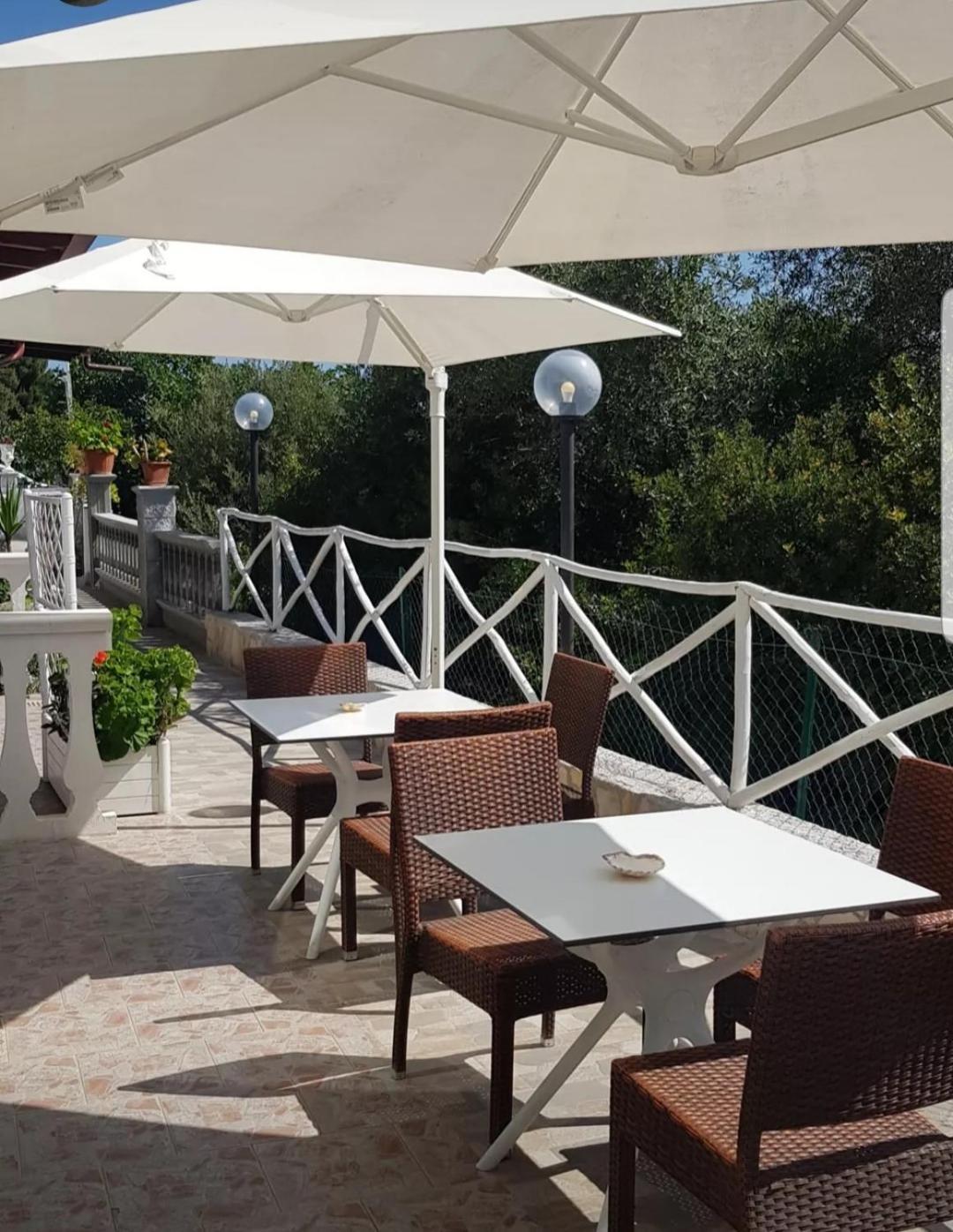 Casa Vacanze Leonardo Пескичи Экстерьер фото